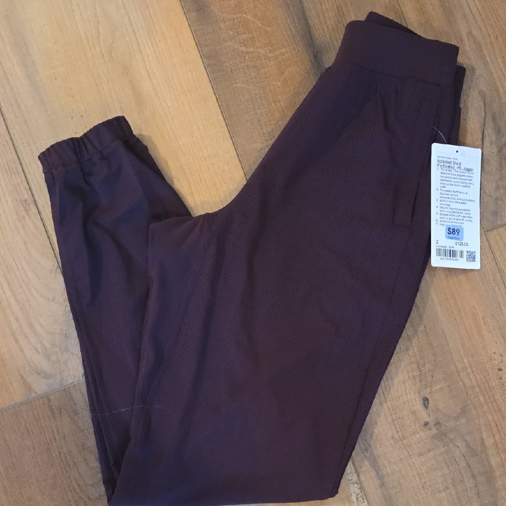 Lululemon Adapted State Jogger size 2 Nwt